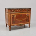 1195 4091 CHEST OF DRAWERS